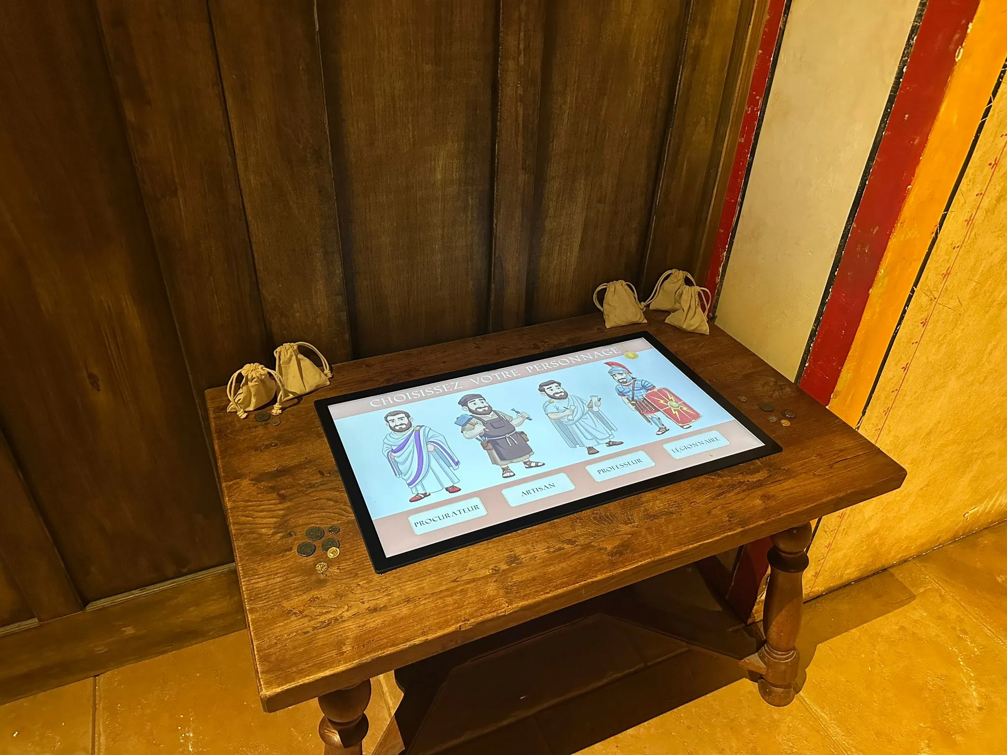 Choix de personnage - Jeu de la monnaie, Exposition Pompéi